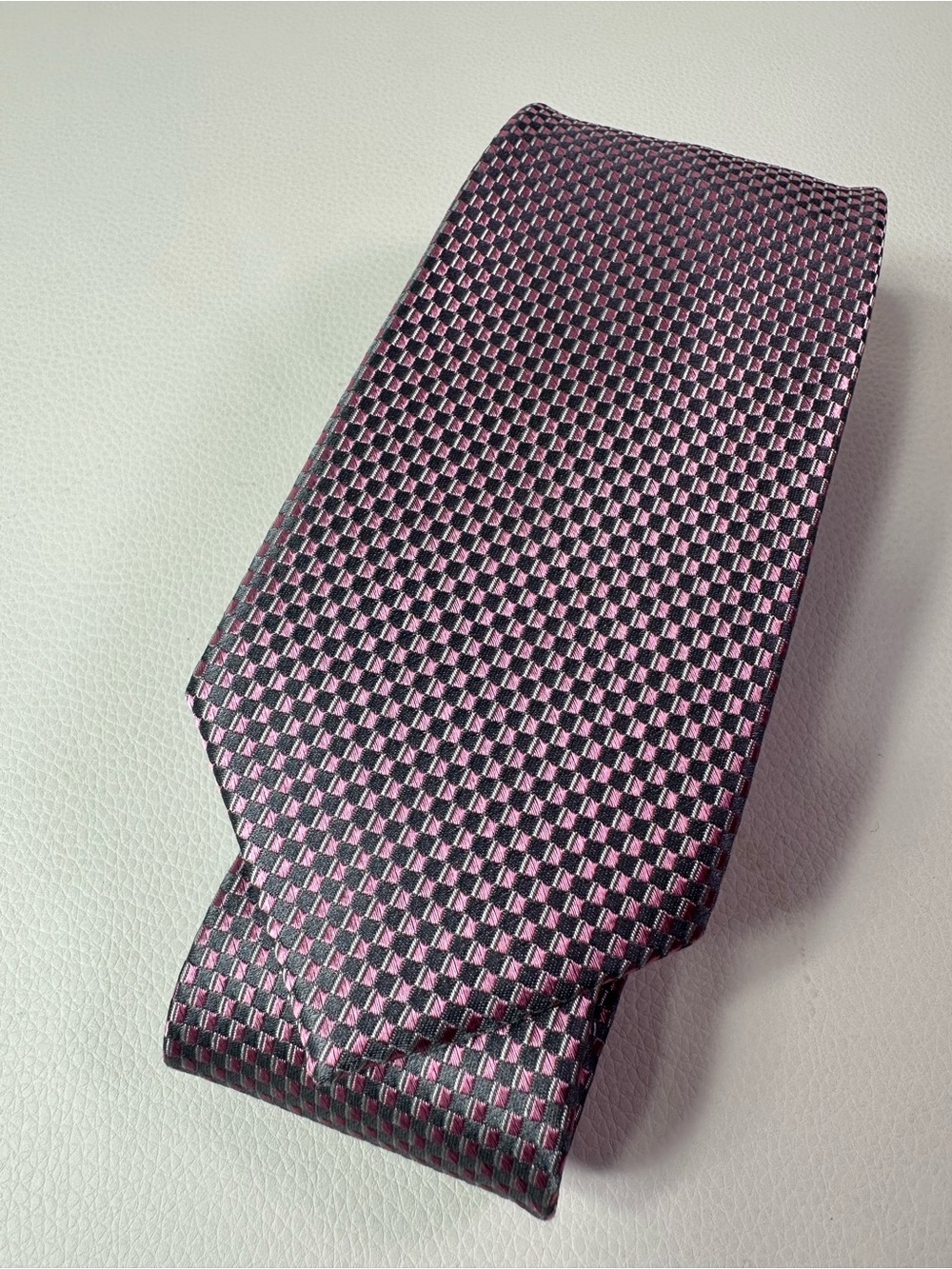 NEW Men’s Michael Kors Silk Tie Pink/Gray/Silver